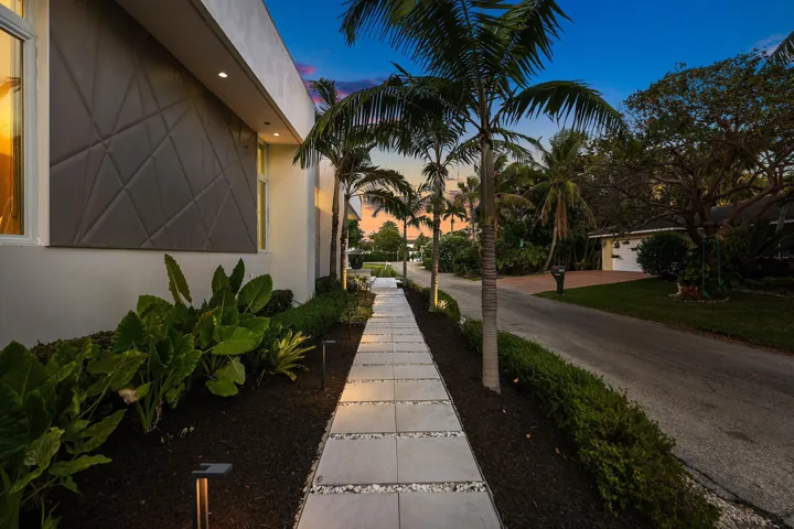 064-823WestOysterLane-HypoluxoIsland-FL-