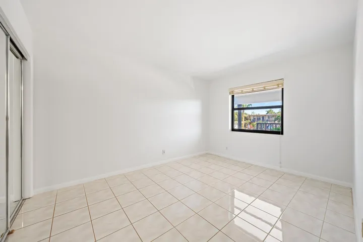 300 Inlet Way 3 Primary 1