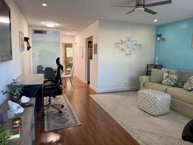 Living & dining room view from the entrance.