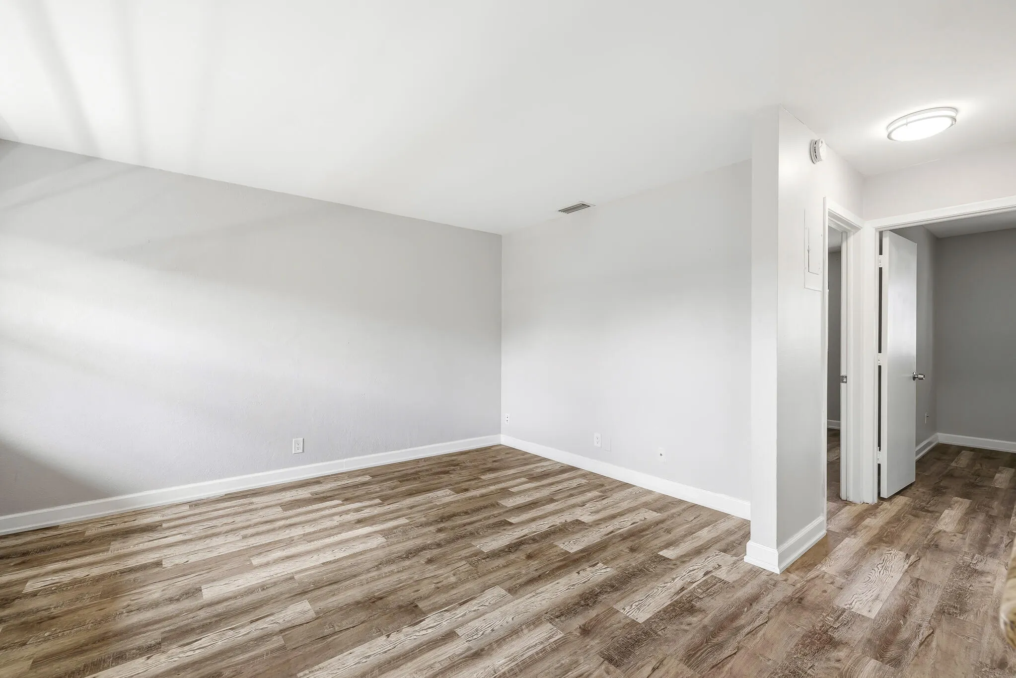 5162 NE 6th Ave apt 317 Oakland Park_MLS