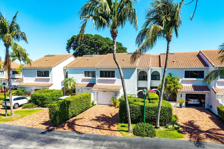 042-5560NorthOceanBoulevard-10B-OceanRid