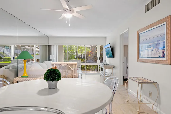 50 Celestial Way apt 105- Living 2