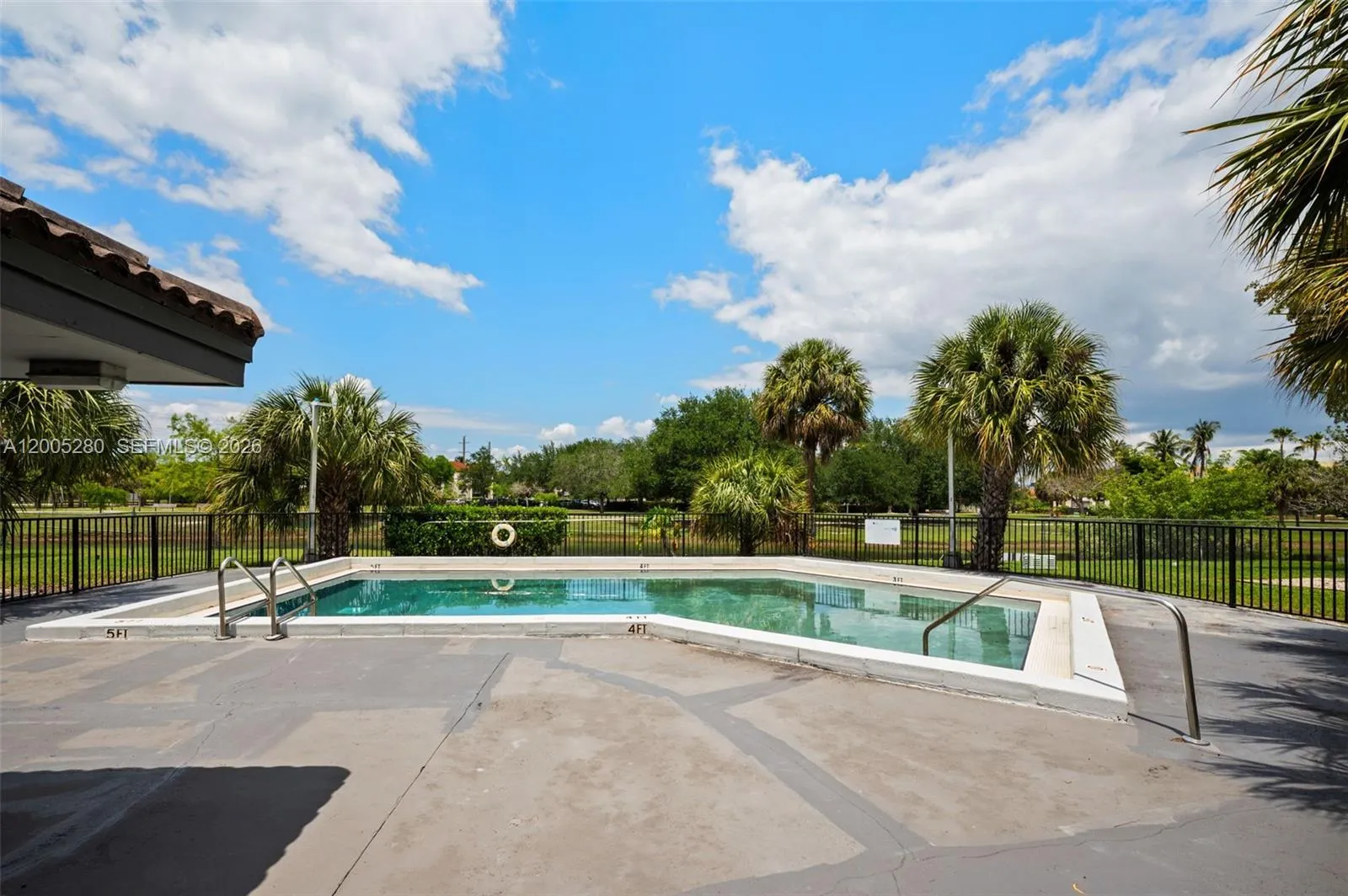 Property photo 24