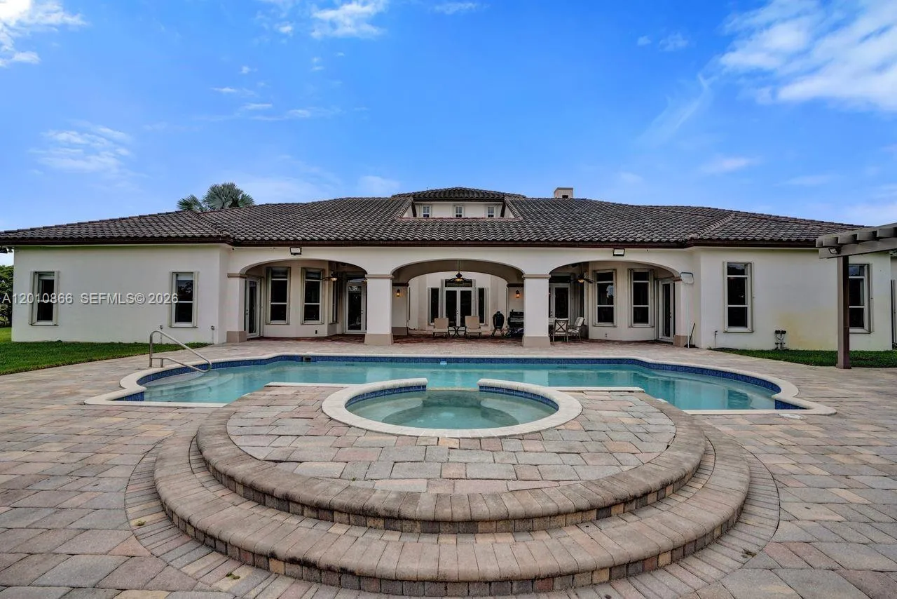 Property photo 46