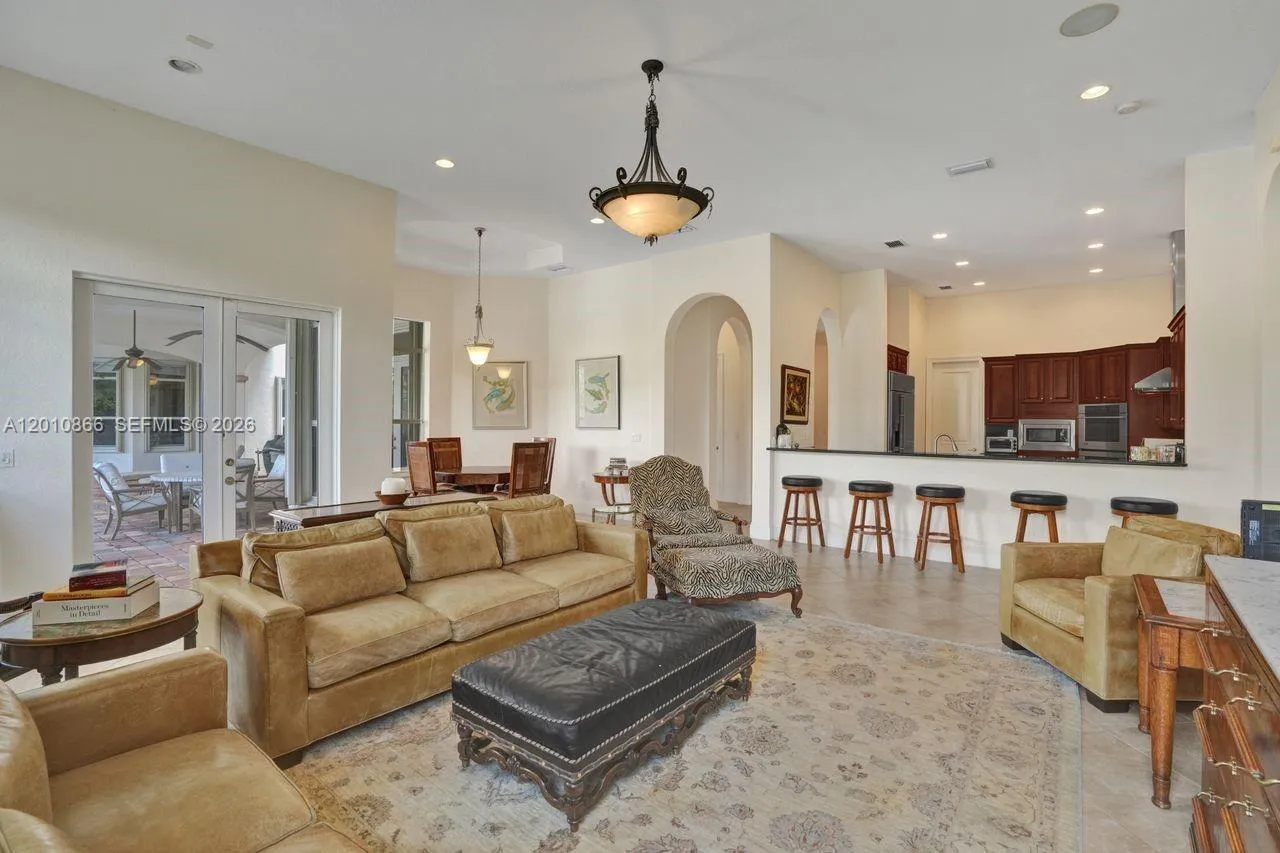 Property photo 25