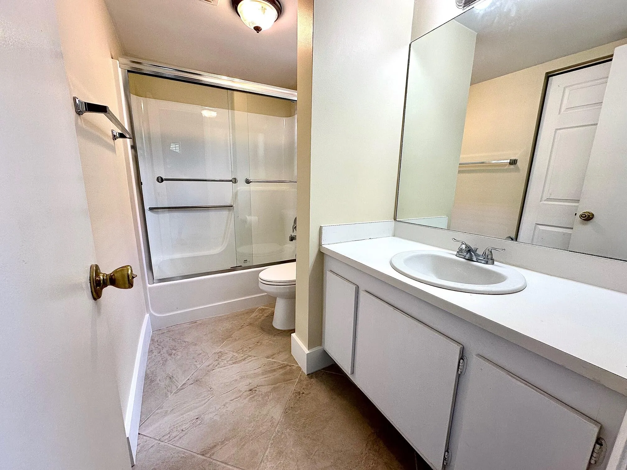 Combo tub/shower