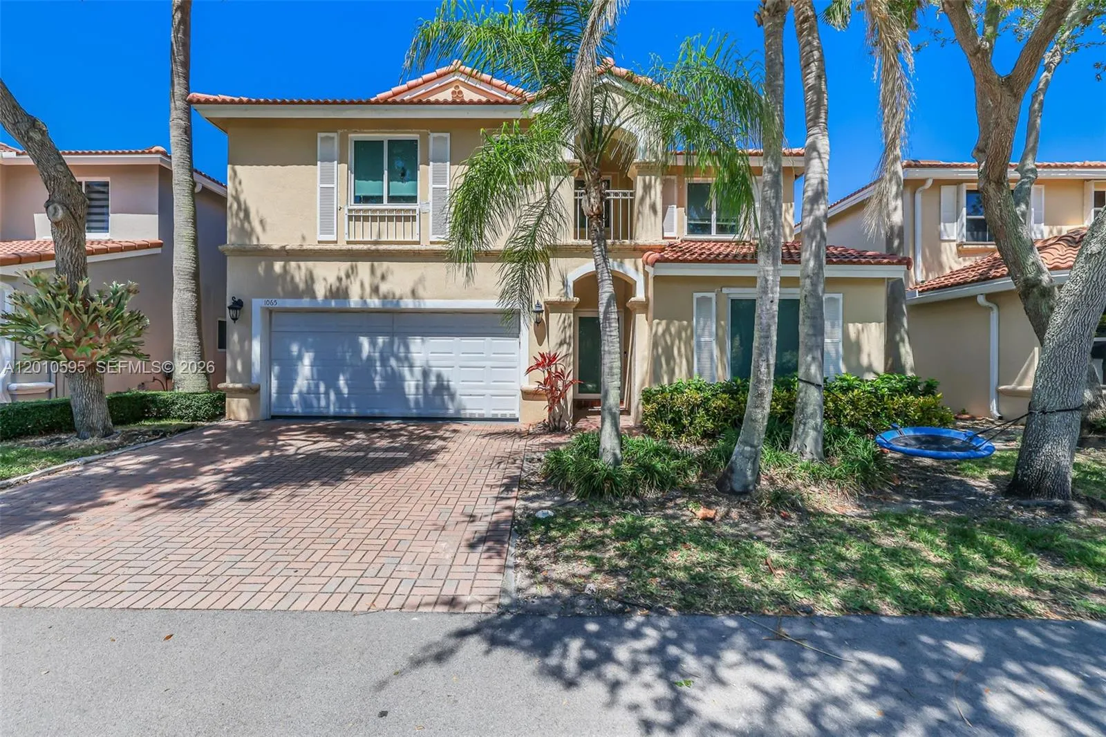 Photo 33