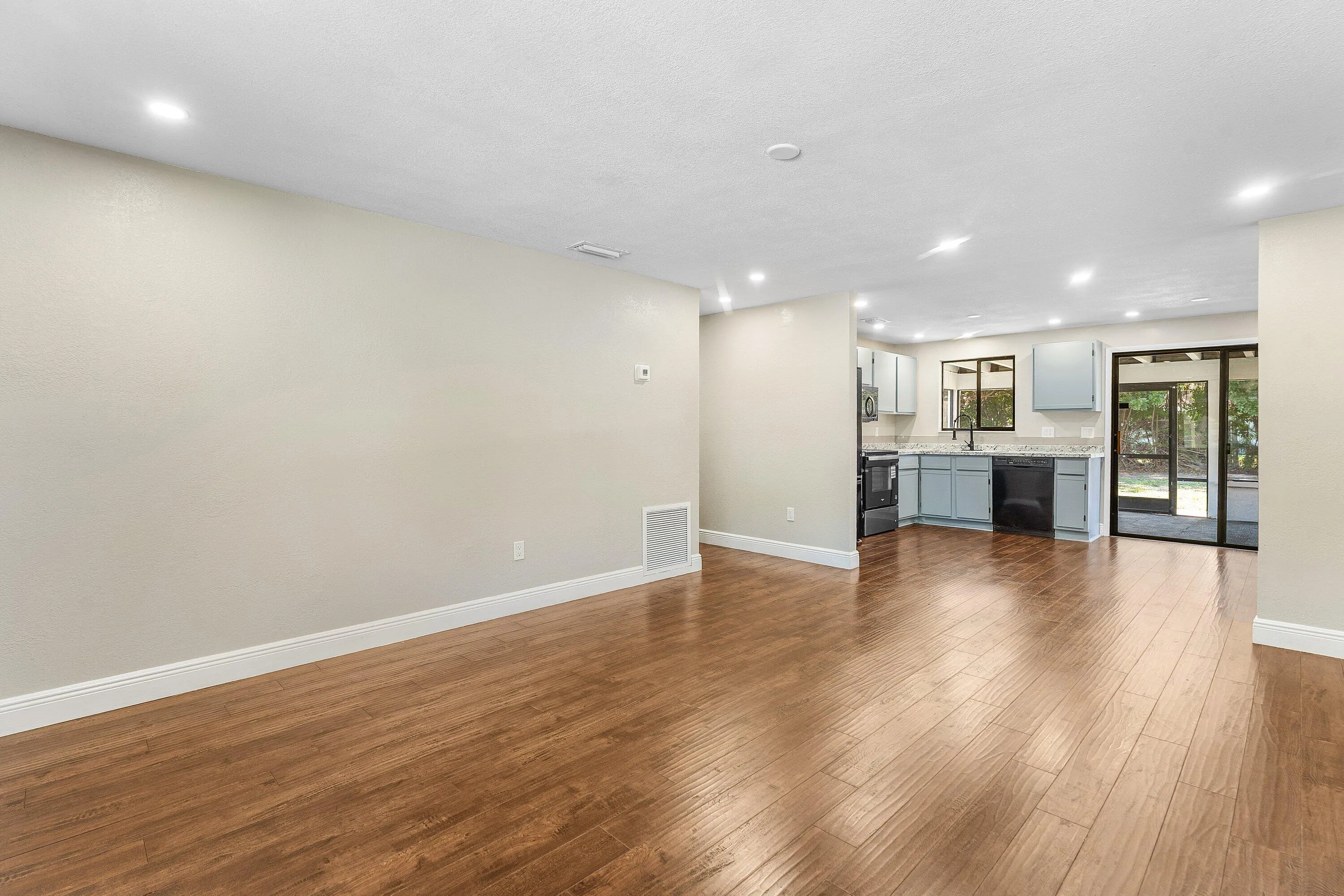 004-4714WaditaKaWay-WestPalmBeach-FL-334