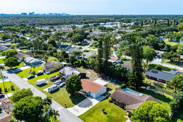 038-4714WaditaKaWay-WestPalmBeach-FL-334