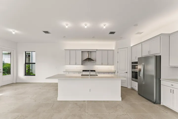 US_SEF_BALLADE_LOT 204_KITCHEN