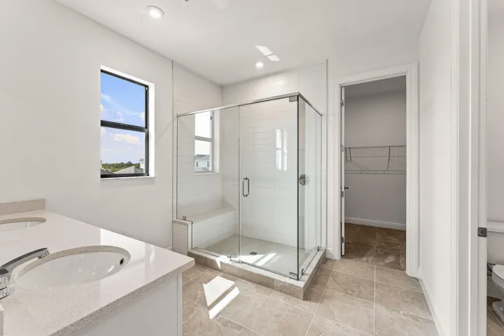 US_SEF_BALLADE_LOT 204_OWNERS BATH 2