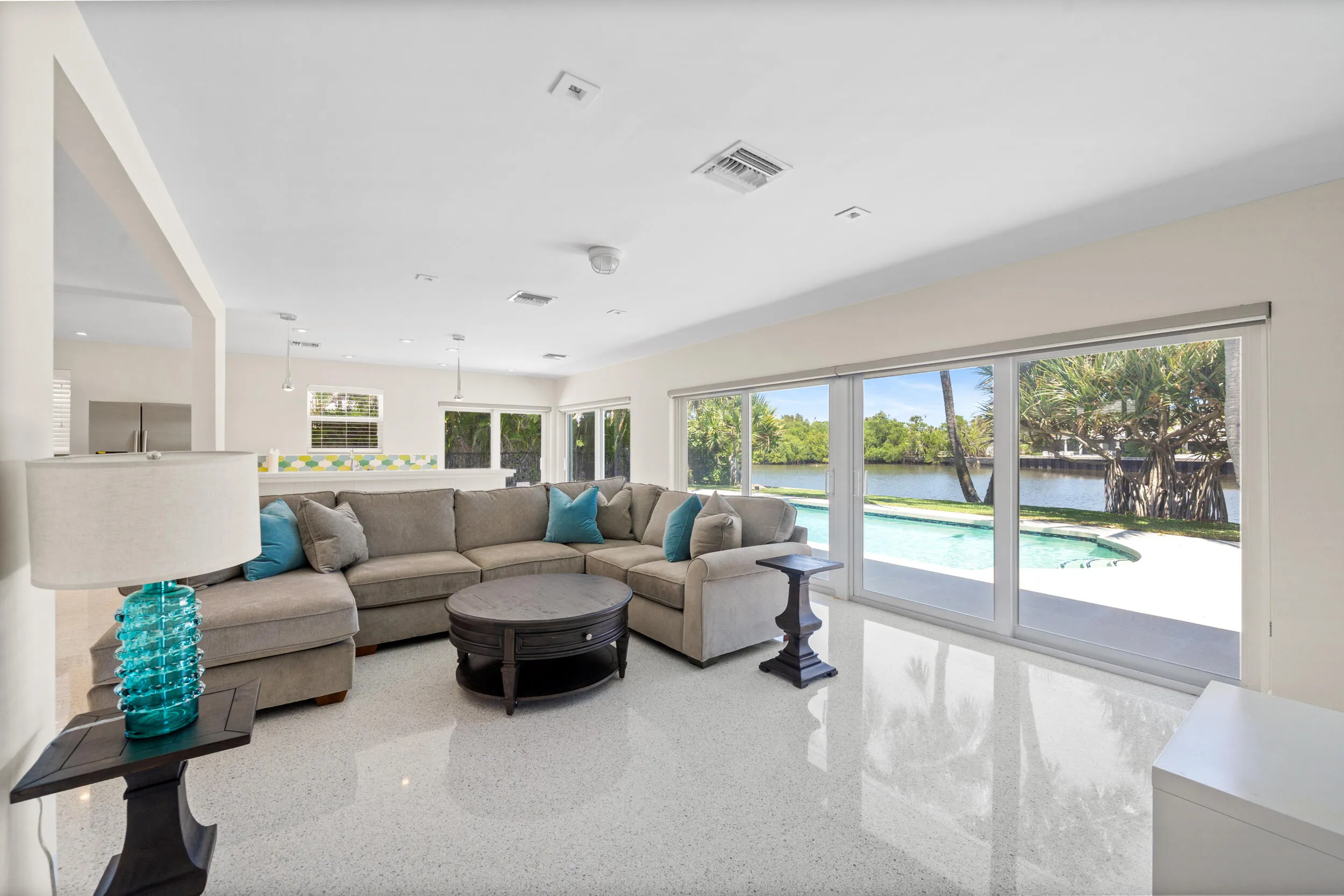 6_livingroom2