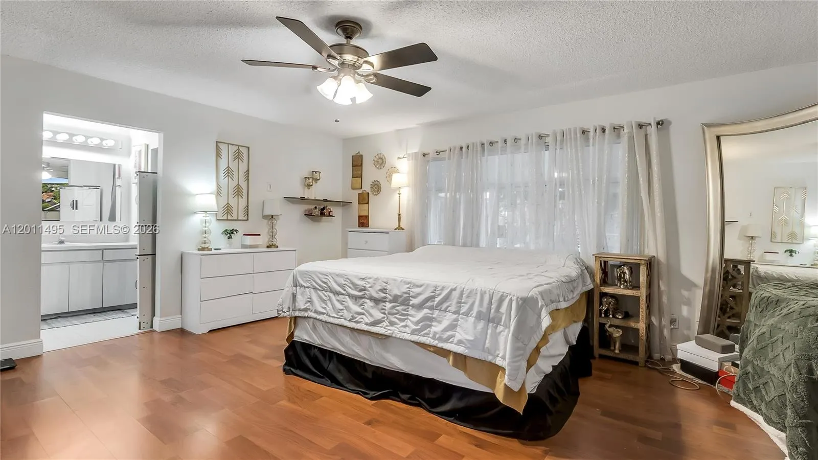 Oversized Primary Suite