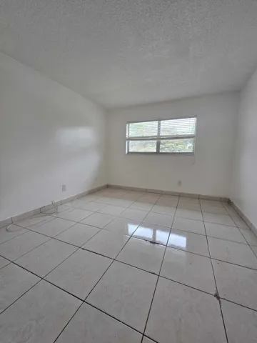 MAIN SUITE