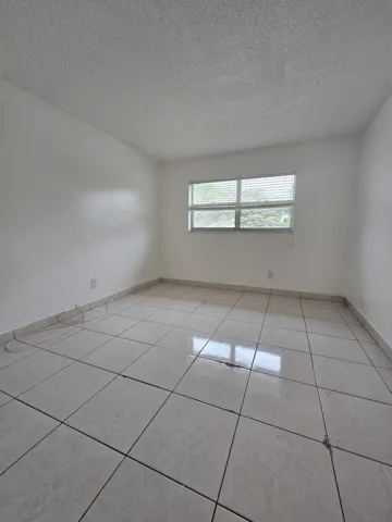 MAIN SUITE
