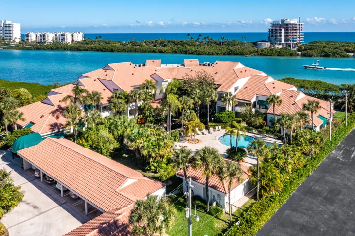 Tequesta Cove