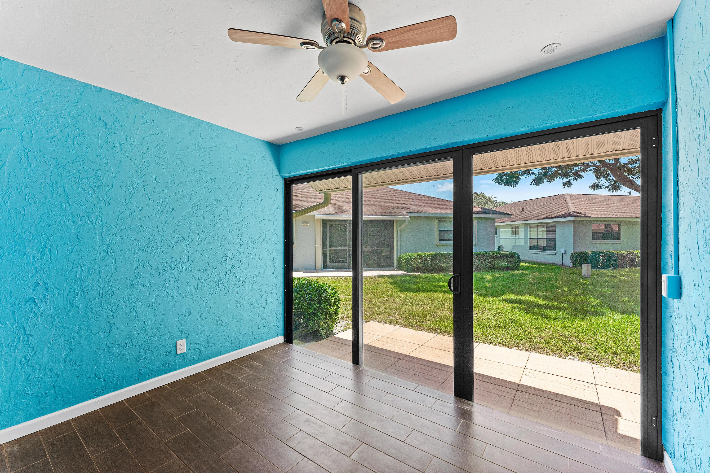 FLORIDA ROOM