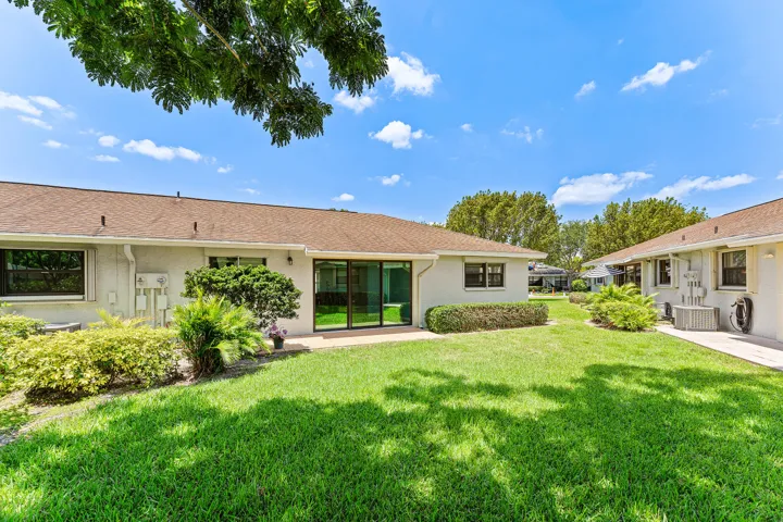 023-9890PapayaTreeTrail-A-BoyntonBeach-F