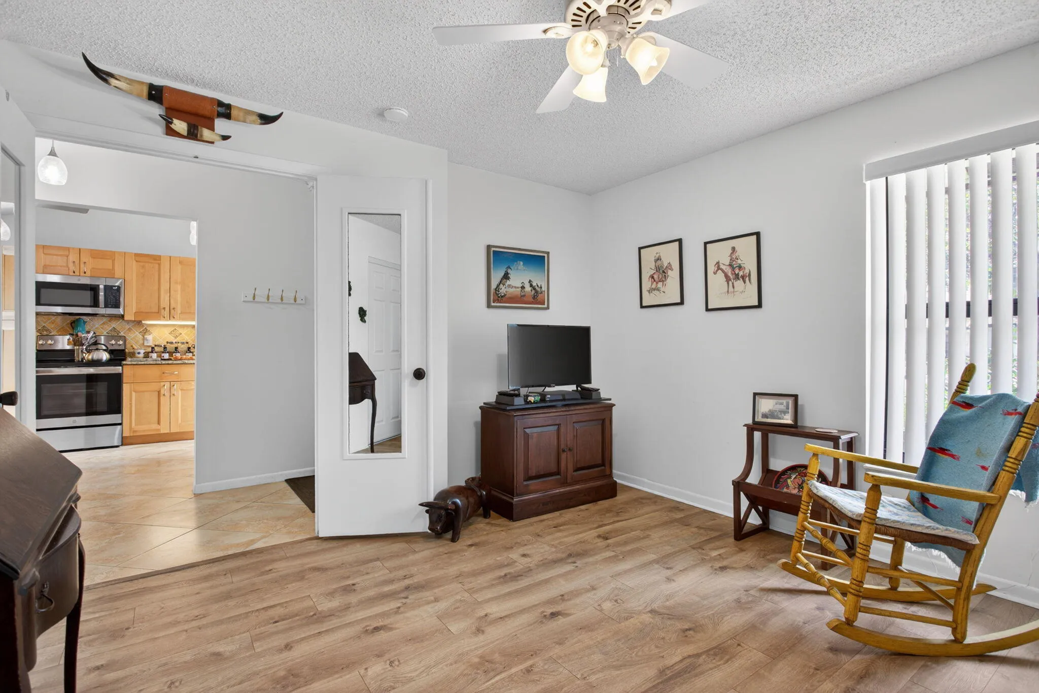 9-web-or-mls-3302-5677