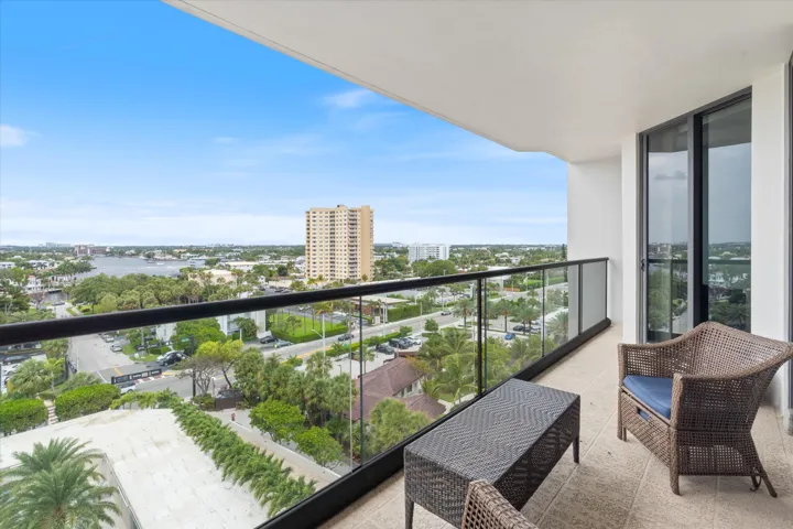 18-1300 S Ocean Blvd Apt 705 Pompano Bea
