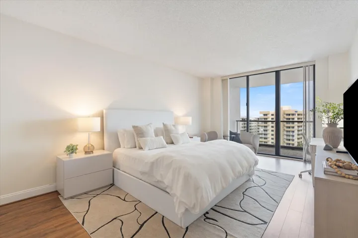 12-1300 S Ocean Blvd Apt 705 Pompano Bea