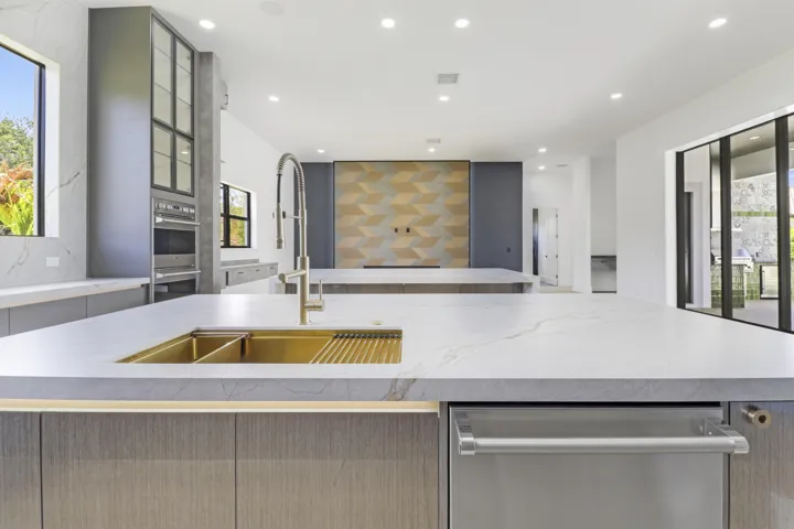 House1-52