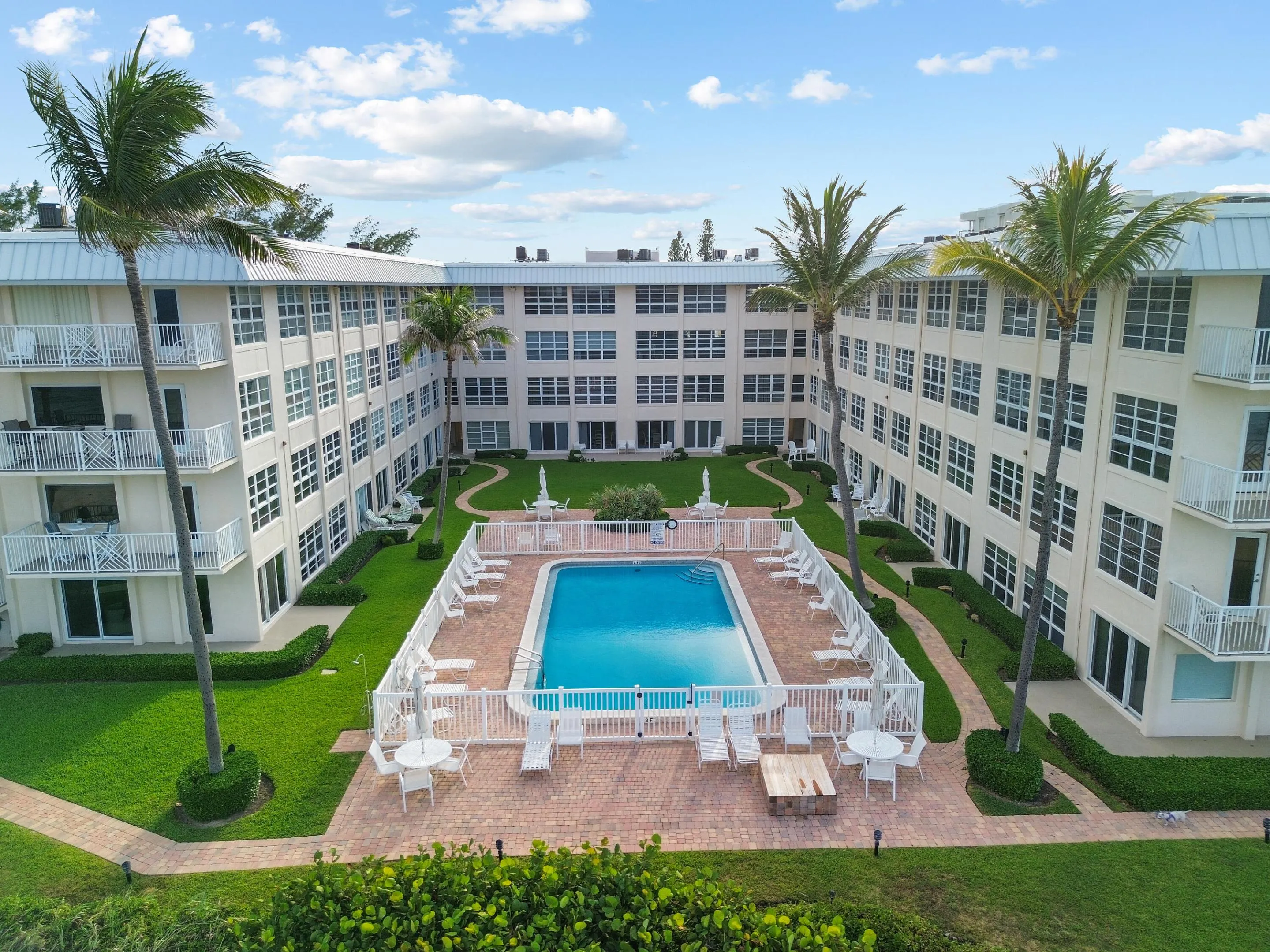 3851 N Ocean Blvd Back