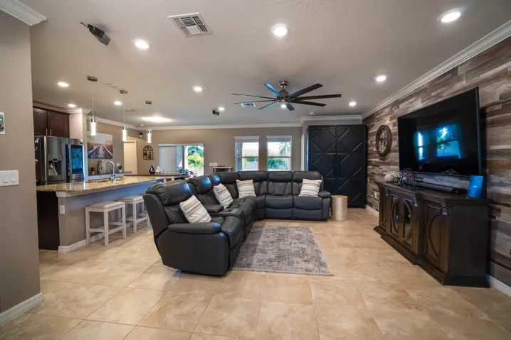 Great Room Pic 1