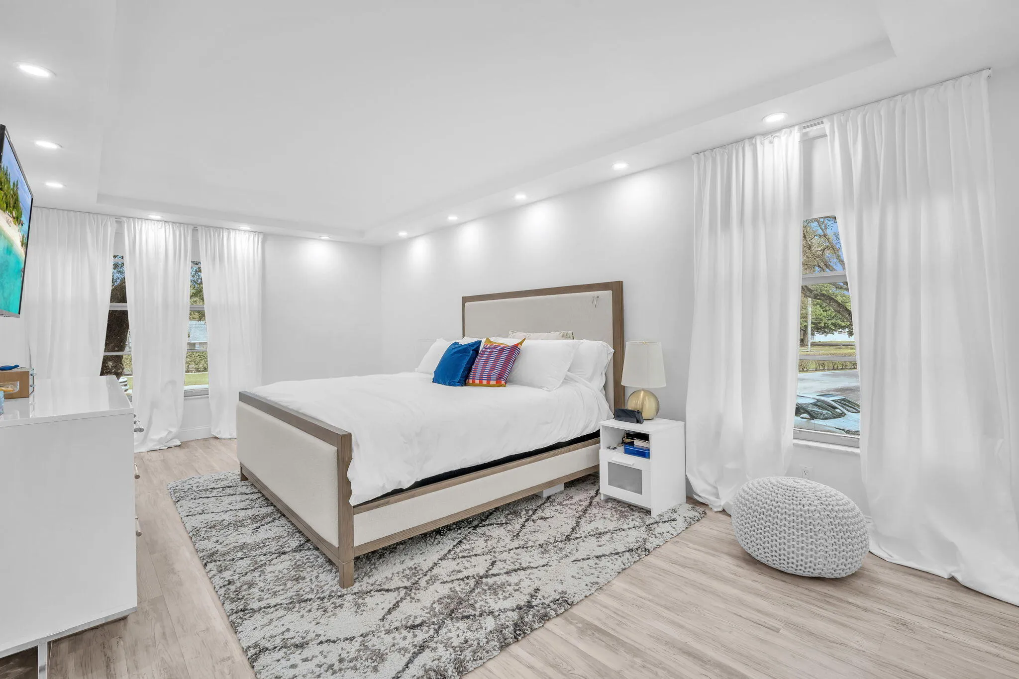 Primary suite