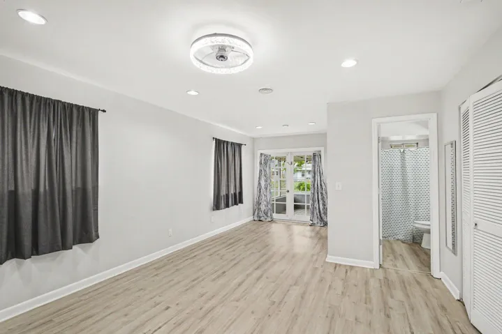 Primary Bedroom/Bath
