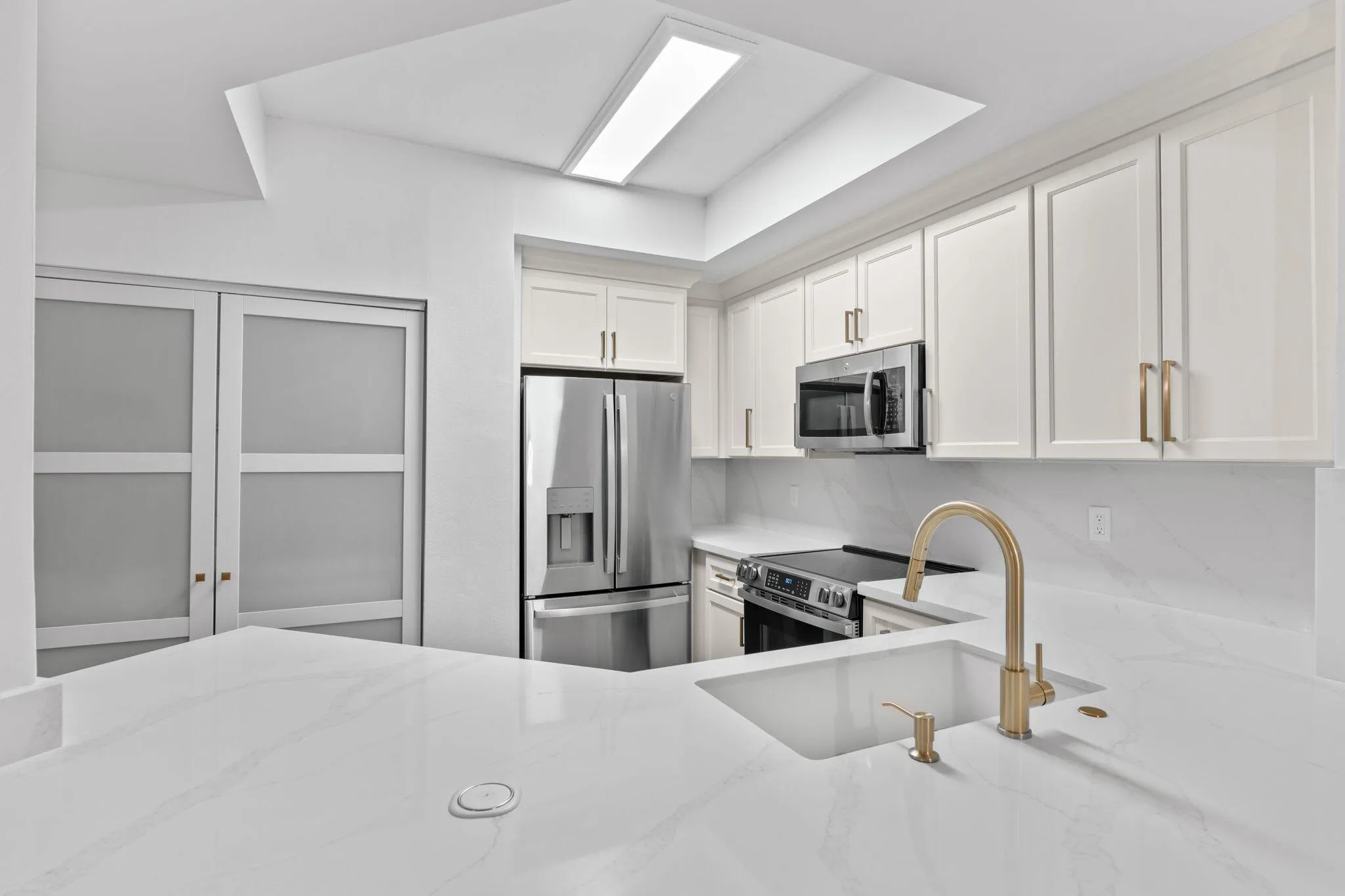 Kitchen counter