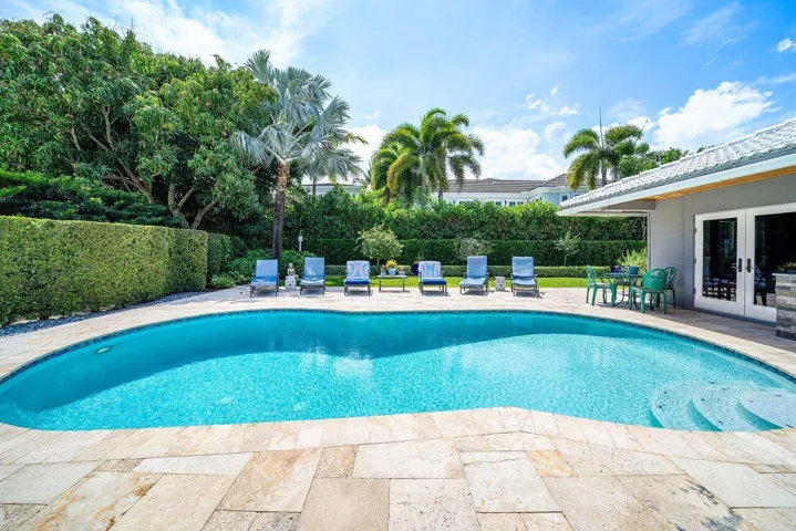 040-2177ArecaPalmRoad-BocaRaton-FL-33432