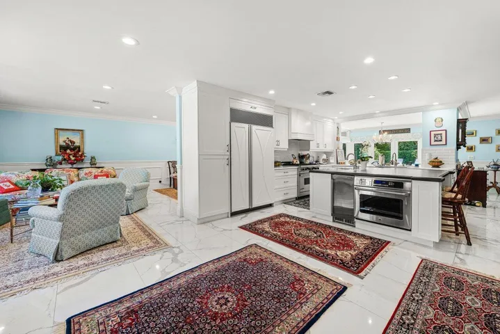 006-2177ArecaPalmRoad-BocaRaton-FL-33432