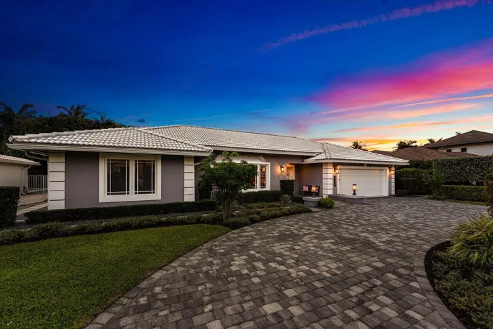 064-2177ArecaPalmRoad-BocaRaton-FL-33432