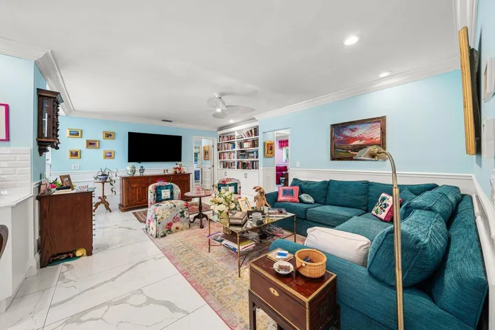 011-2177ArecaPalmRoad-BocaRaton-FL-33432