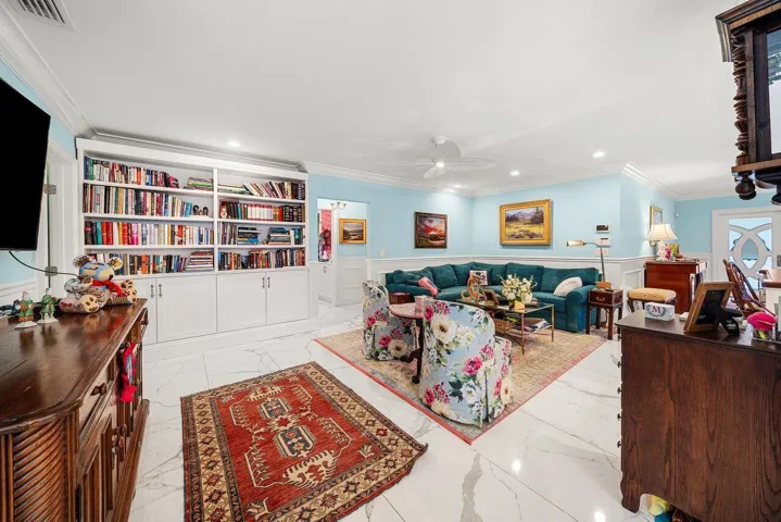 012-2177ArecaPalmRoad-BocaRaton-FL-33432
