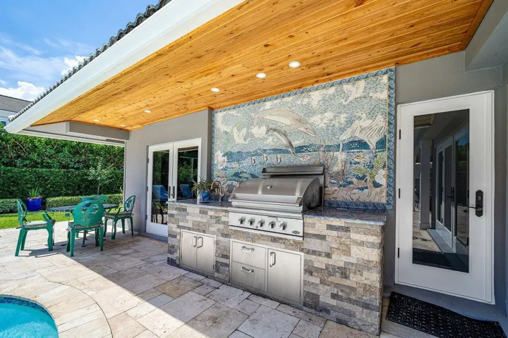 042-2177ArecaPalmRoad-BocaRaton-FL-33432