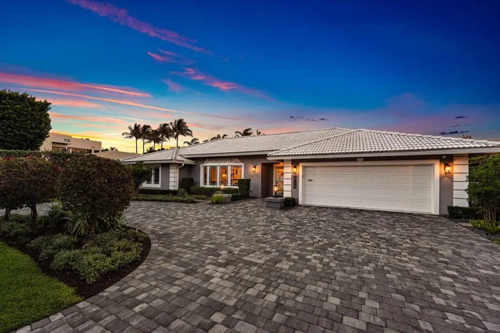 060-2177ArecaPalmRoad-BocaRaton-FL-33432