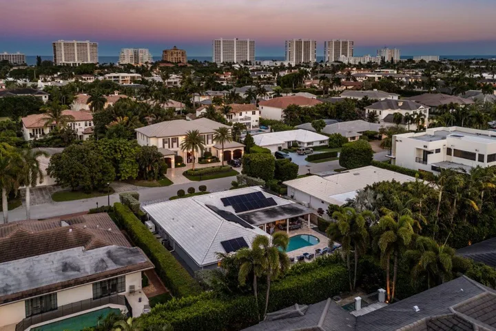 075-2177ArecaPalmRoad-BocaRaton-FL-33432
