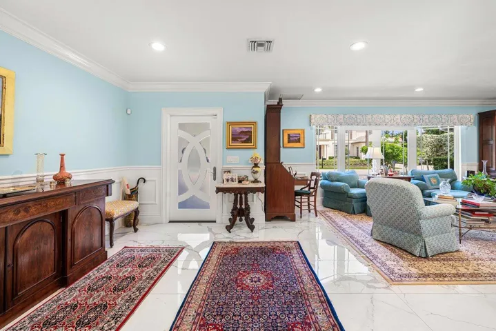 005-2177ArecaPalmRoad-BocaRaton-FL-33432