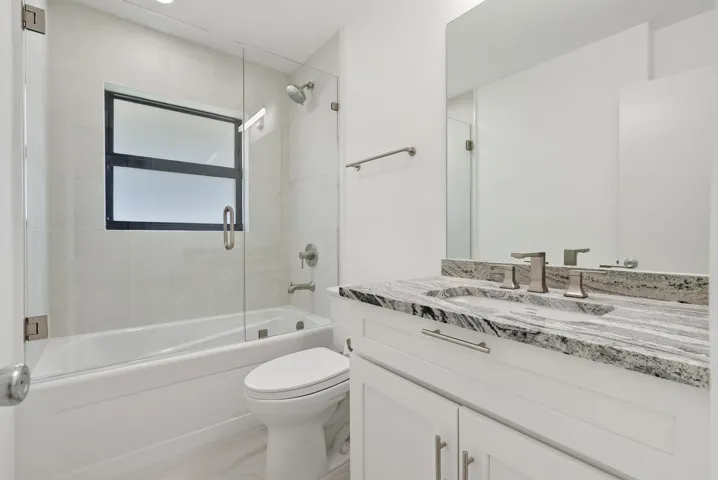 Second Bath with Tub/Shower