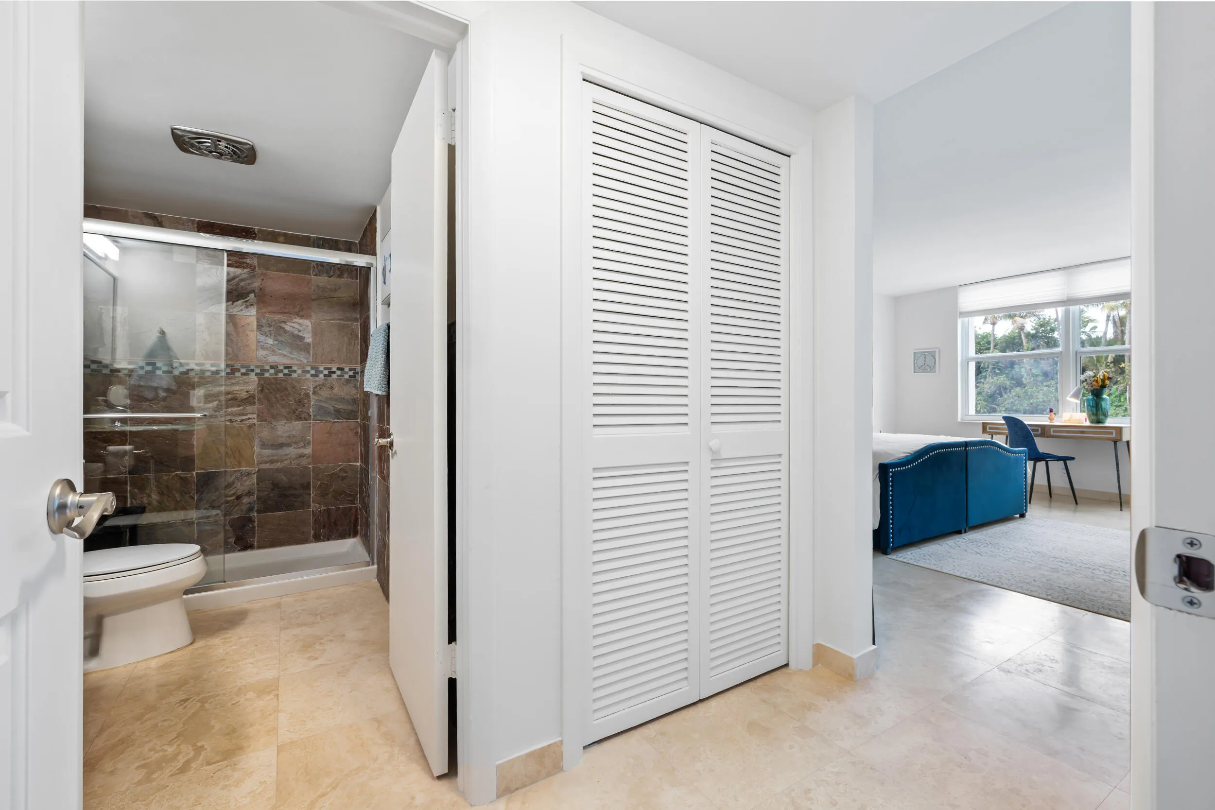 Guest bedroom hallway