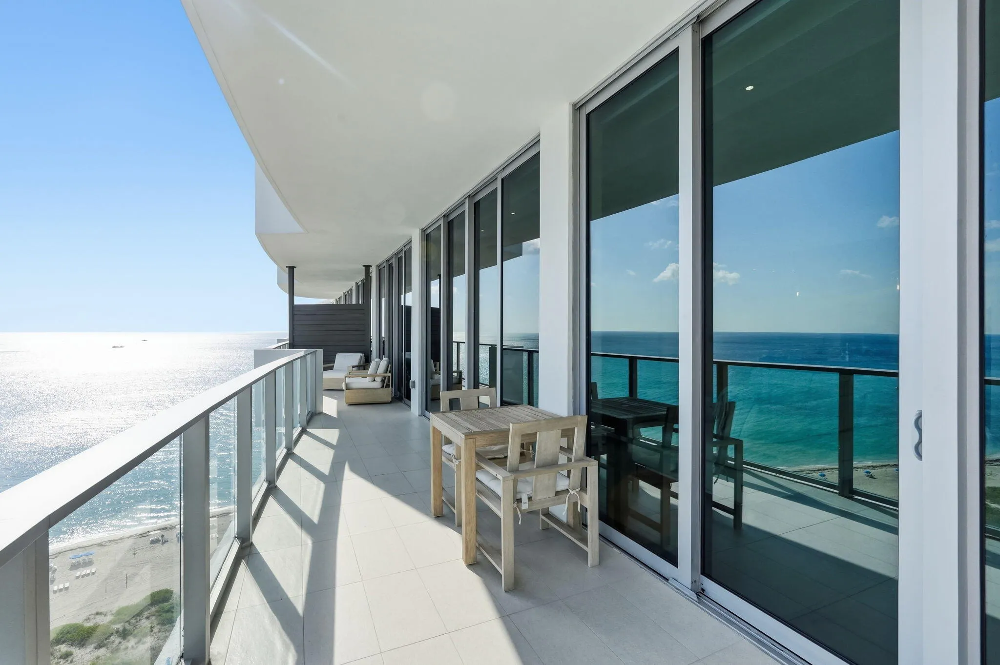 35-web-or-mls-3100_N_Ocean_Dr_Unit_H1701