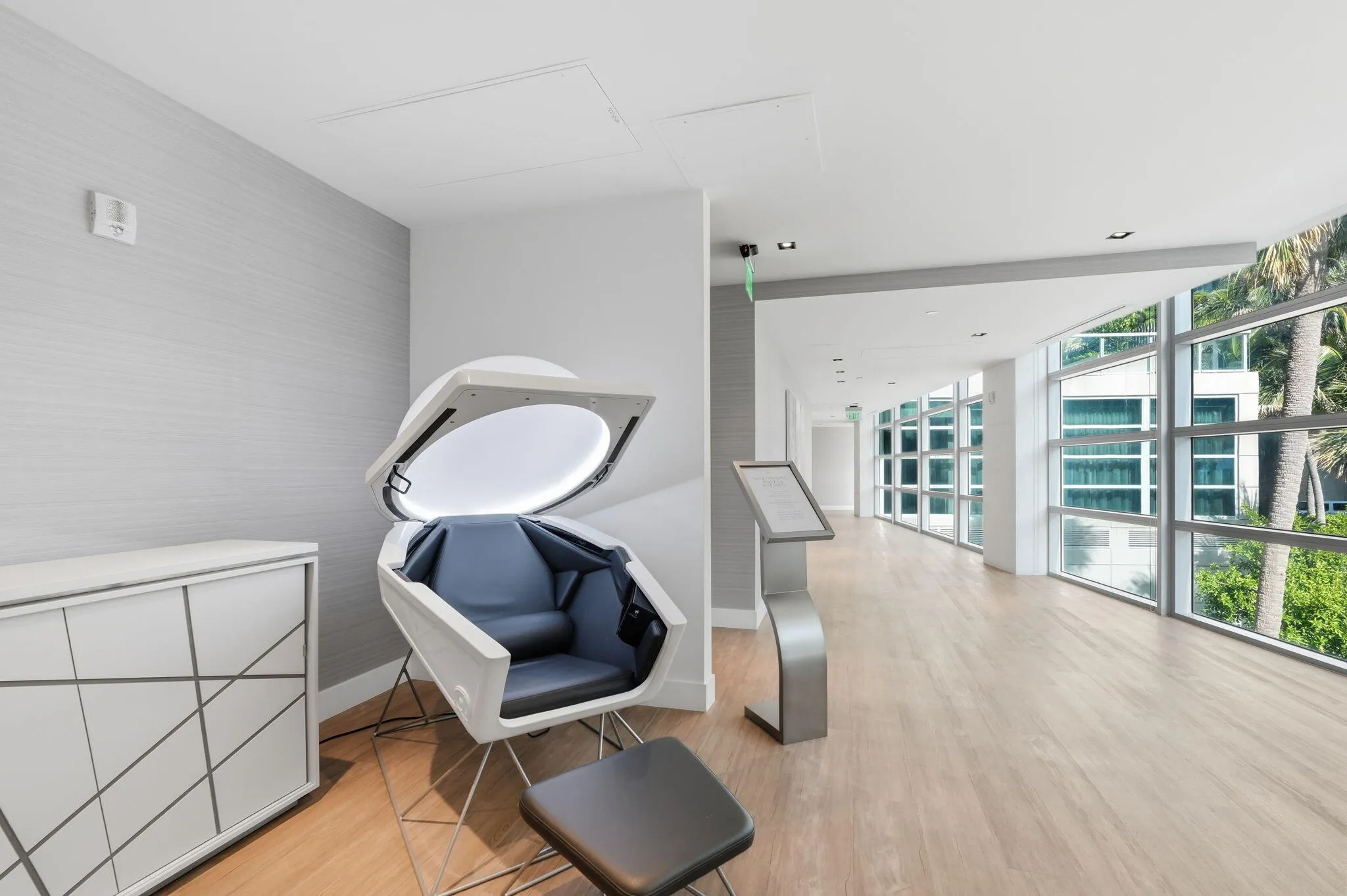 45-web-or-mls-3100_N_Ocean_Dr_Unit_H1701