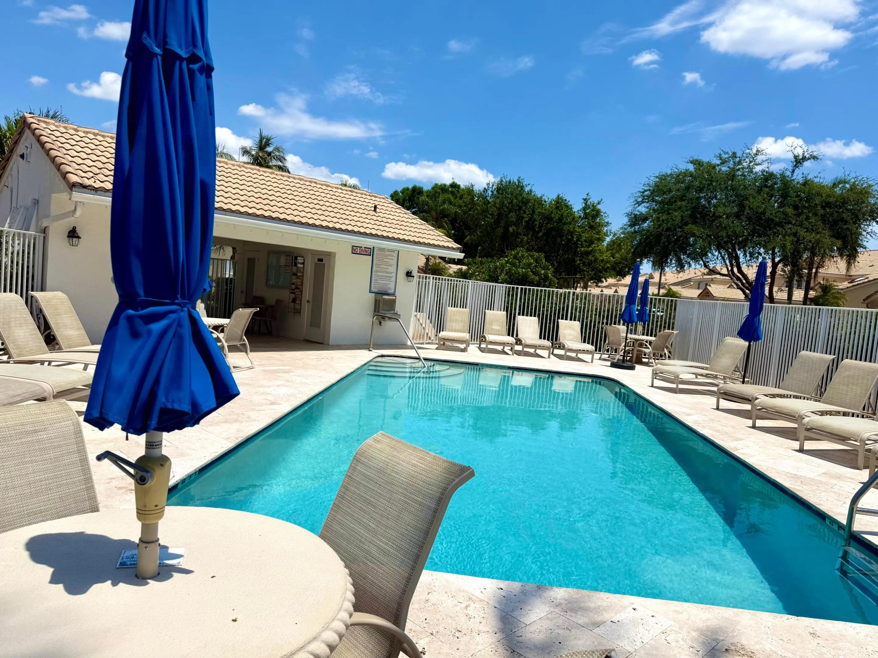 St Tropez Pool