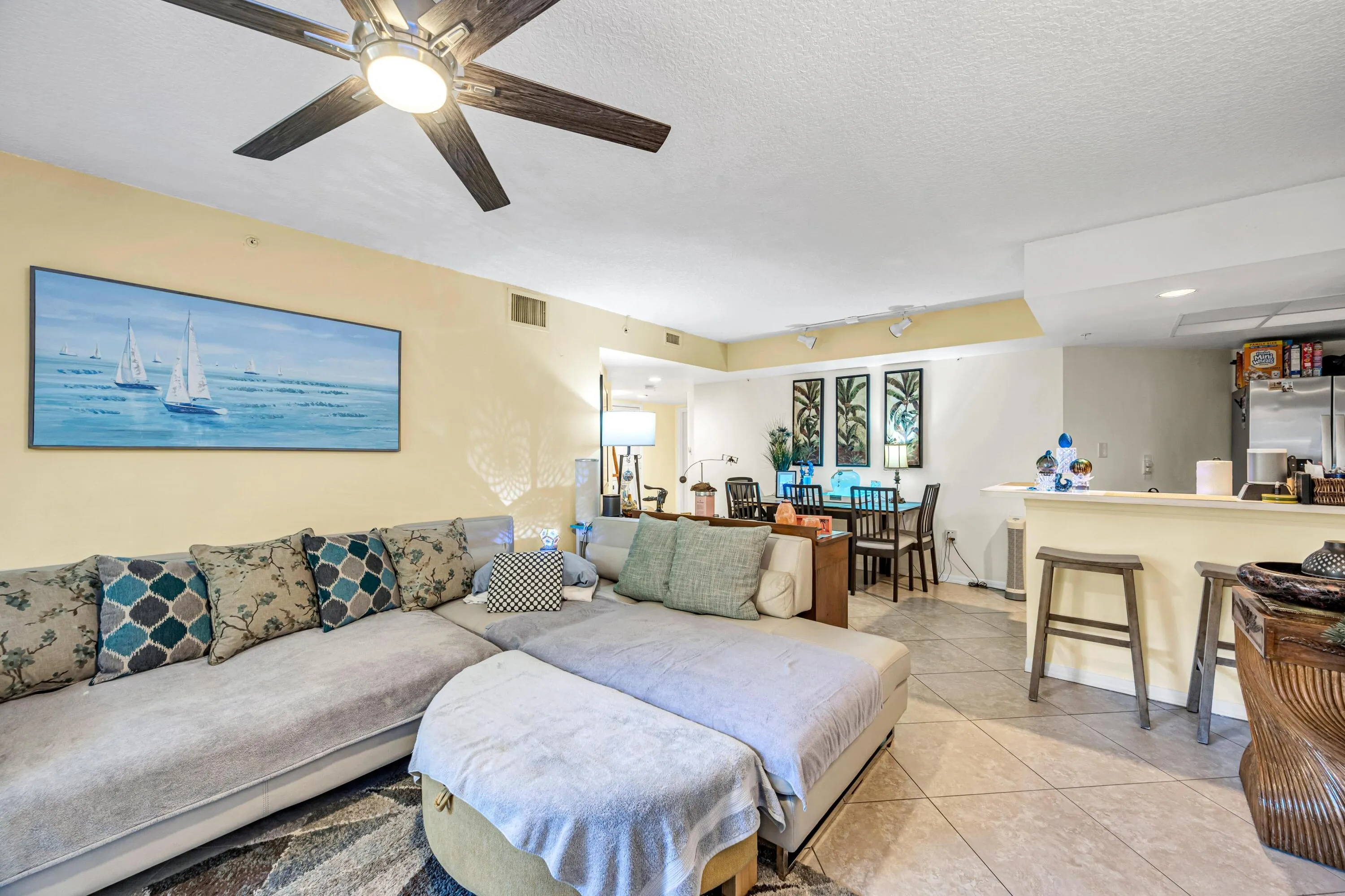 2119 SE 10TH AVE-2