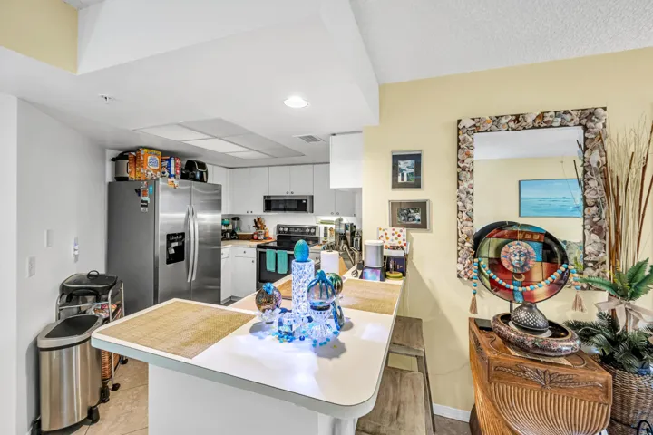 2119 SE 10TH AVE-12