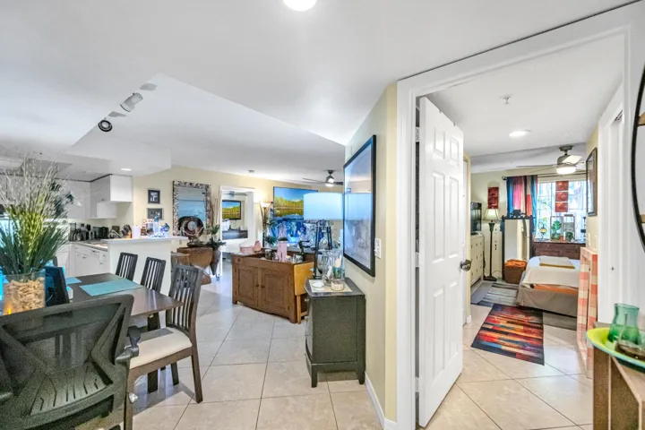 2119 SE 10TH AVE-24
