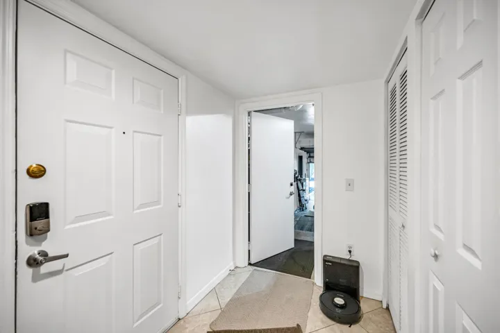 2119 SE 10TH AVE-27