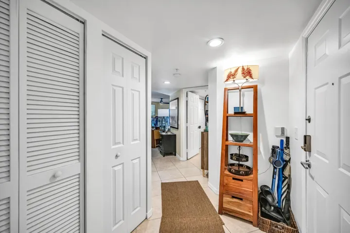 2119 SE 10TH AVE-26